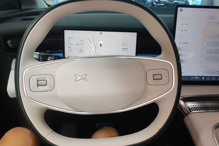 Used XPeng X9 2024 702 Ultra-Long Range Max
