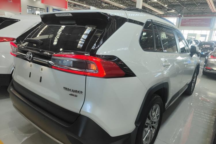 Used Toyota Wildlander 2020 2.0L CVT 4x4 Luxury Edition
