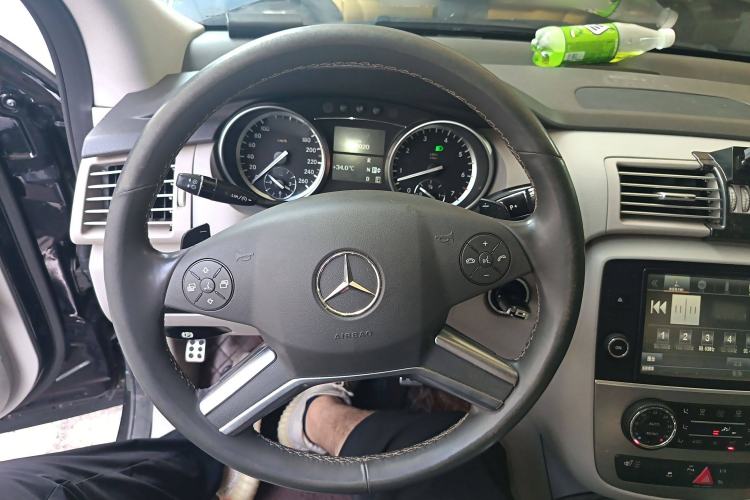 Used Mercedes-Benz R-Class 2014 R 320 4MATIC Business Model