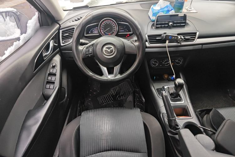 Used Mazda Mazda 3 Axela 2016 Sedan 1.5L Automatic Comfort Model
