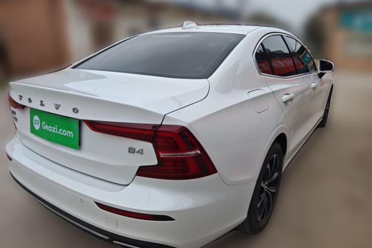 Used Volvo S60 2022 B4 Zhiyi Luxury Edition