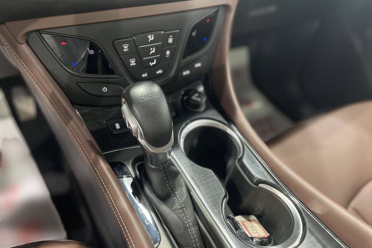 Used Buick Envision 2018 20T Two-Wheel Drive Luxury Model
