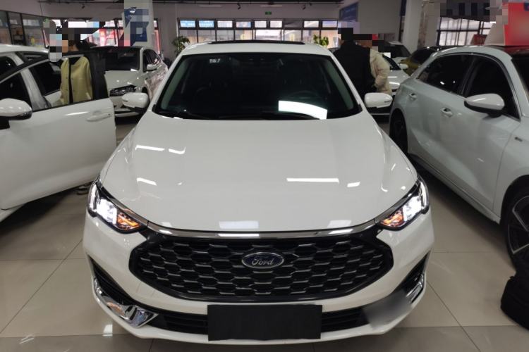 Used Ford Escort 2021 1.5L Automatic Diamond Edition
