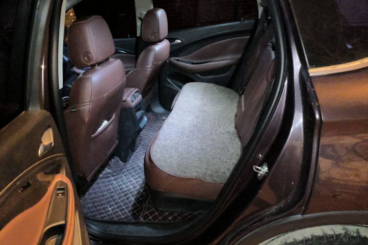 Used Buick Envision 2015 20T Two-Wheel-Drive Elite Model
