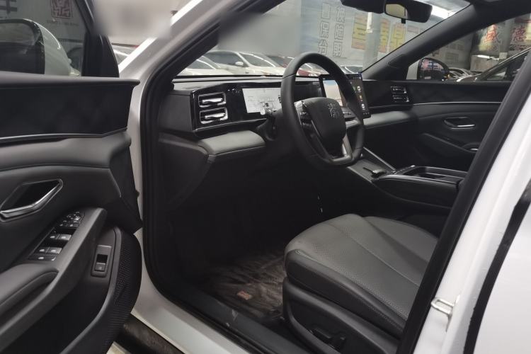 Used BYD Qin L 2026 Model DM-i 210KM Beyond Version