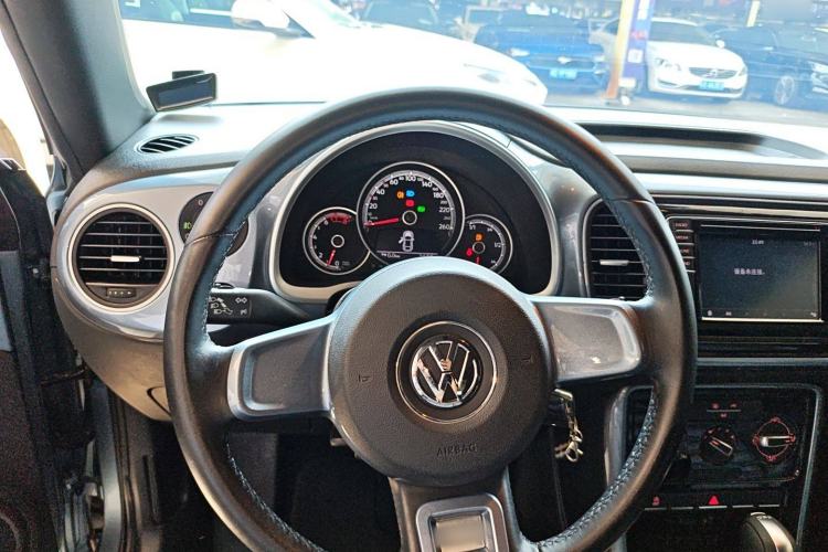 Used Volkswagen Beetle 2018 180TSI Yile Model
