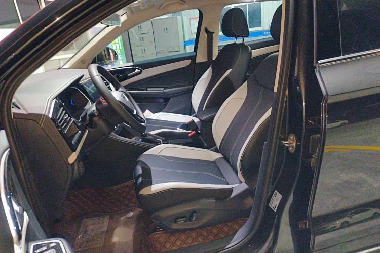 Used Jetta VS7 2024 280TSI Automatic Glory Edition
