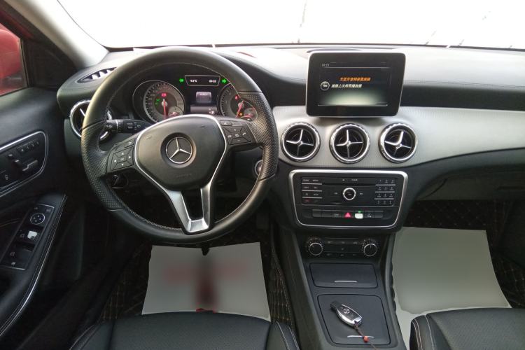 Used Mercedes-Benz GLA 2016 GLA 200 Fashion Model
