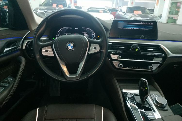 Used BMW 5 Series New Energy 2020 Mileage Upgrade Version 530Le Luxury Package