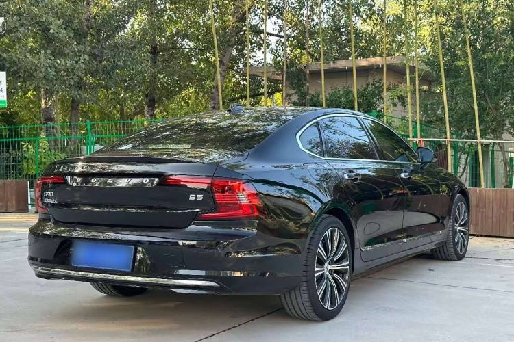 Used Volvo S90 2022 B5 Zhiyuan Luxury Edition
