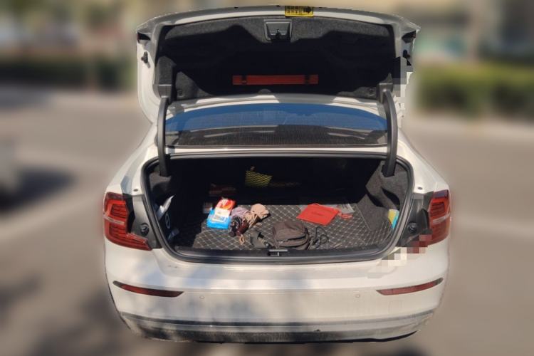 Used Volvo S60 2025 B4 Zhiyuan Luxury Edition