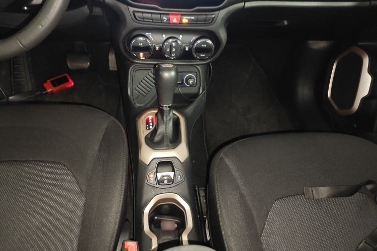 Used  Renegade 2017 180T Automatic Jingneng Edition