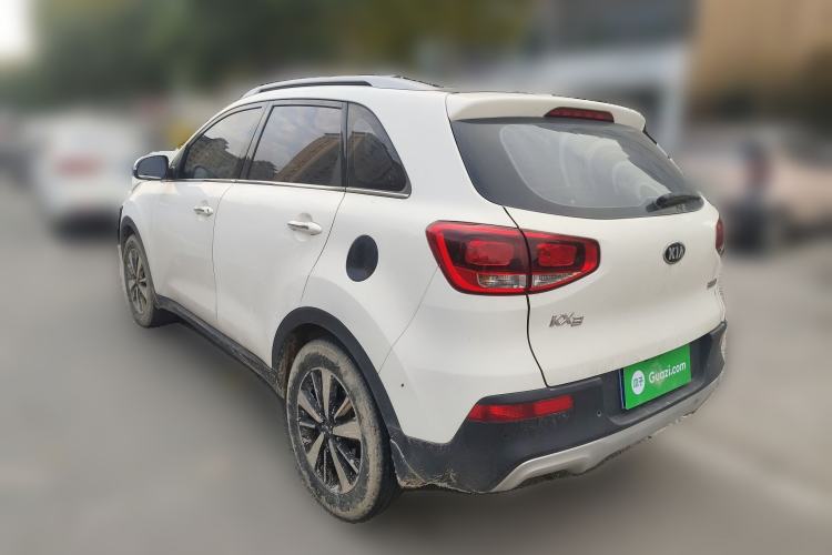 Used Kia KX3 2015 1.6T Automatic Two-Wheel Drive DLX
