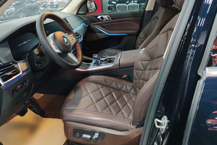 Used BMW X5 2022 Restyled xDrive 30Li Luxury Version M Sport Package