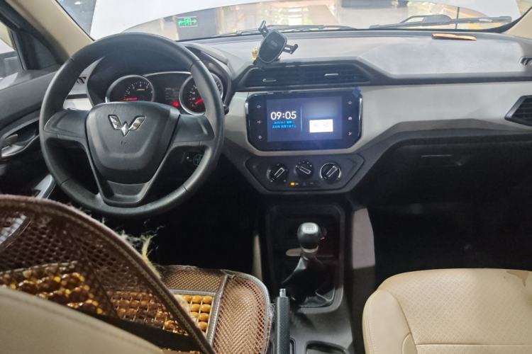 Used Wuling Hongguang 2018 1.5L S Comfort Model L2B