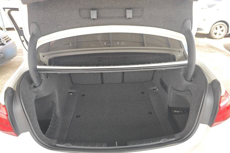 Used BMW 3 Series 2016 320Li Fashion Model
