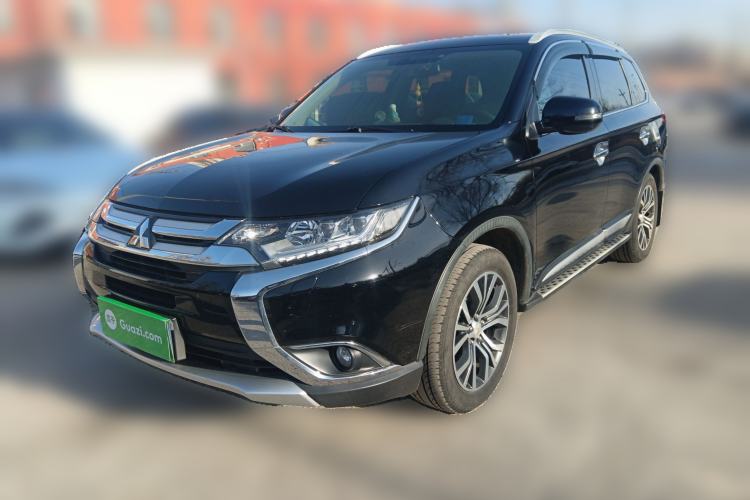 Used Mitsubishi Outlander 2016 2.4L 4x4 Luxury Edition 7-Seater