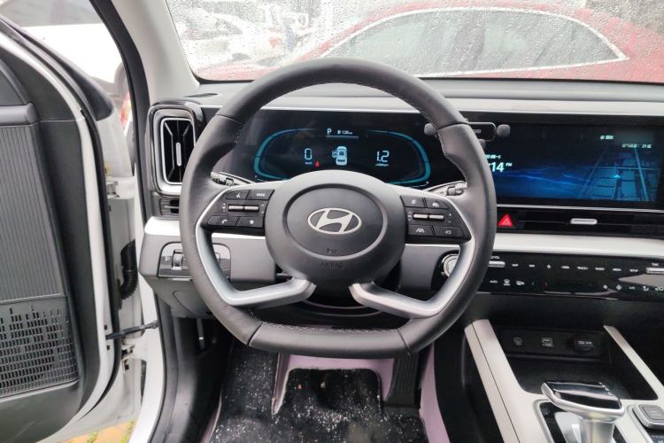 Used Hyundai ix35 2023 Musso 2.0L Prestige LUX Edition