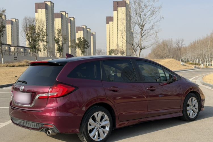 Used Honda Jade 2017 1.8L automatic Comfort version 5 seats