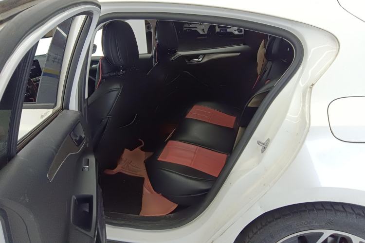 Used Ford Focus 2019 Hatchback EcoBoost 180 Automatic Trendy Model
