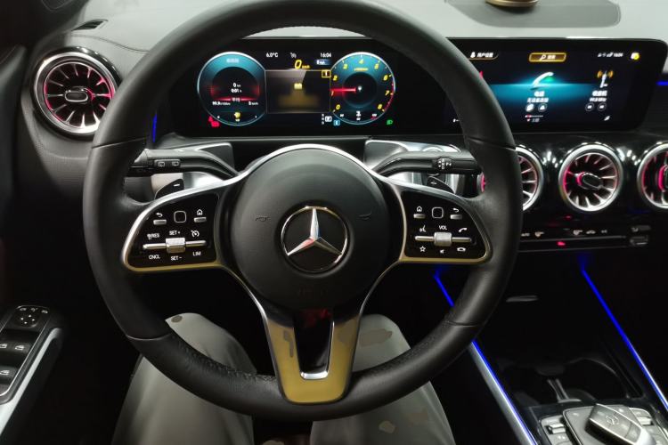 Used Mercedes-Benz GLB 2021 GLB 200 Fashion Model
