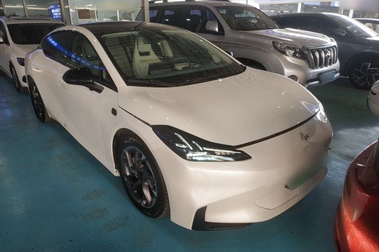 Used  GT 2023 560 Rear-Drive Seven-Wing Edition
