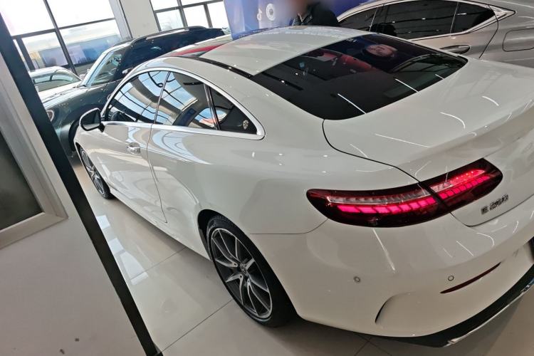 Used Mercedes-Benz E-Class 2021 E 260 Coupe
