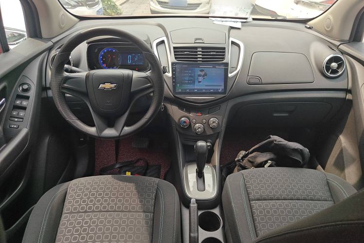 Used Chevrolet Trax 2016 1.4T Automatic Two-Wheel Drive Comfort Version with Sunroof
