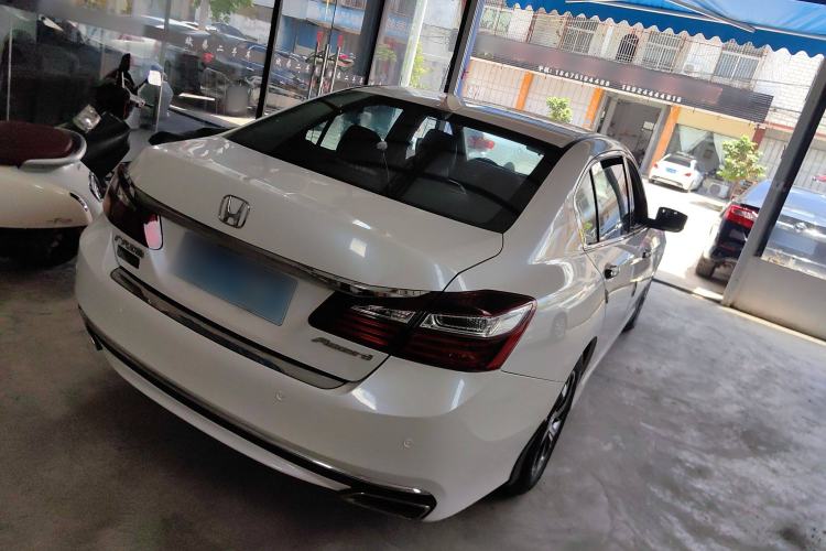 Used Honda Accord 2016 2.0L Comfort Edition
