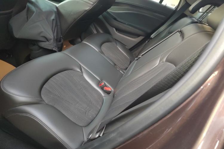 Used Buick Envision 2020 20T Two-Wheel Drive Leading Version
