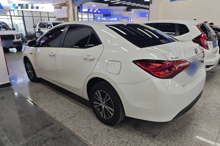 Used Toyota Levin 2016 Dual-Engine 1.8H GS E-CVT Elite Model with Sunroof
