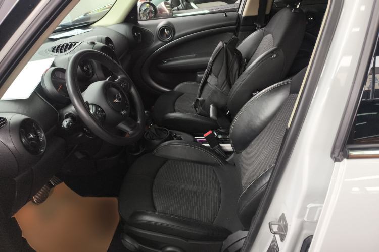 Used  Countryman 2014 1.6T COOPER S
