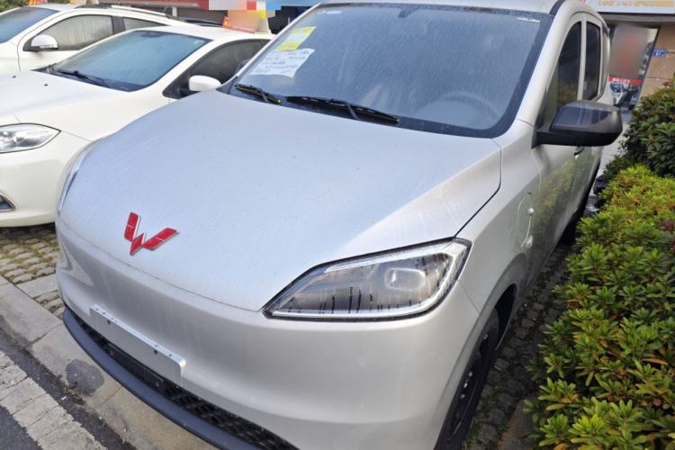 Used Wuling Hongguang New Energy 2024 All-Electric Model 300KM Practical Version