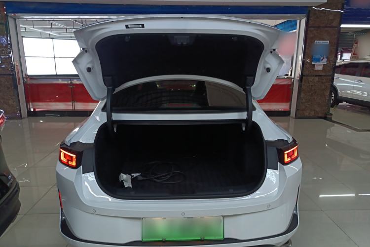 Used  A05 2024 Truly Delicious Version 70" Beyond-Grade Edition