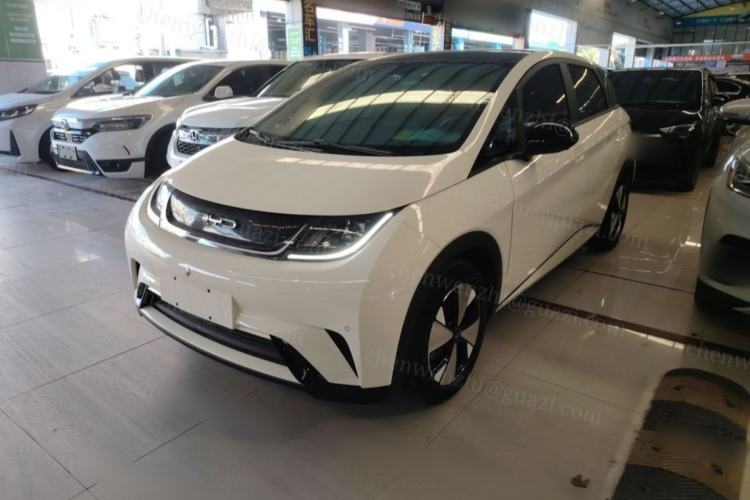 Used BYD Dolphin 2023 420 km Fashion Edition