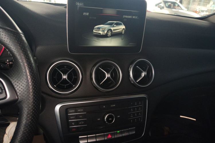 Used Mercedes-Benz GLA 2017 GLA 200 Fashion Model