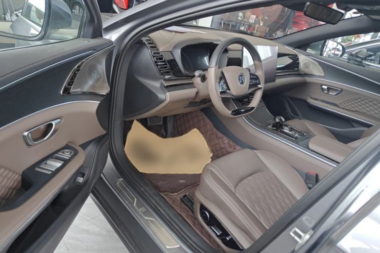 Used BYD Han 2022 DM-i 121KM Luxury Model
