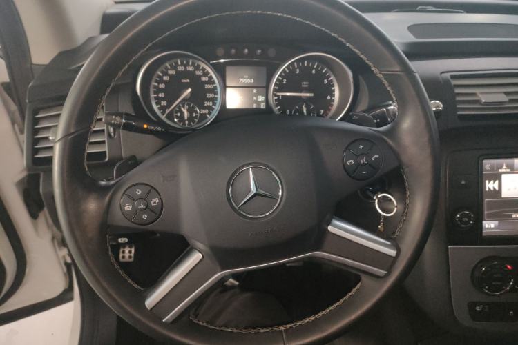Used Mercedes-Benz R-Class 2014 R 320 4MATIC Business Model