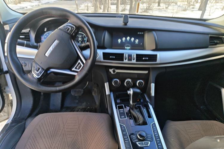 Used Haval H7 2019 2.0T Smart Enjoyment Version China V Standard
