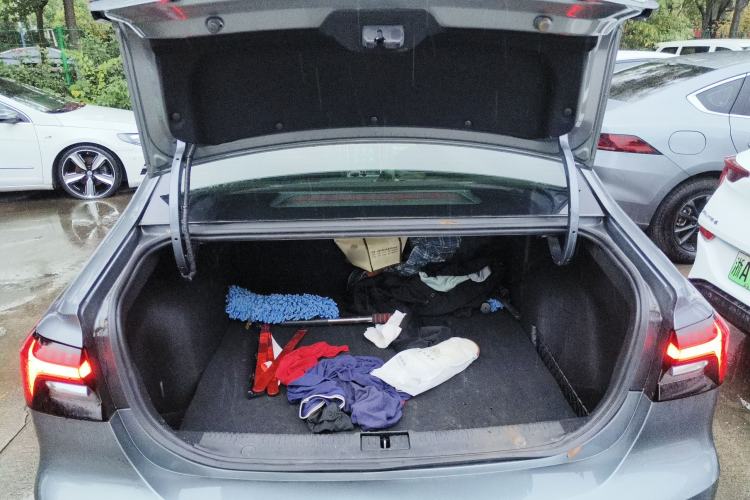 Used Roewe i6 MAX New Energy 2023 EV 420 Skyroof Special Edition
