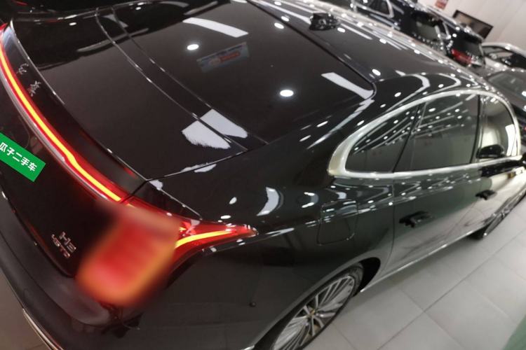 Used Hongqi H9 2022 2.0T Smart Connect Flagship Edition

