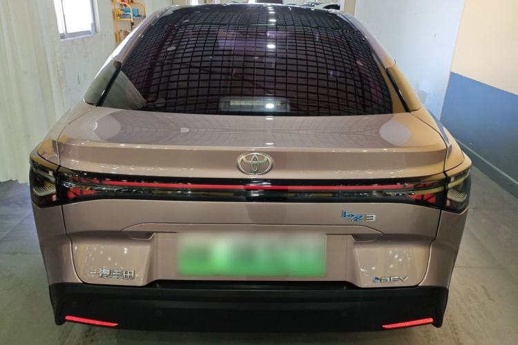 Used Toyota bZ3 2023 616 km Long-Range Premium