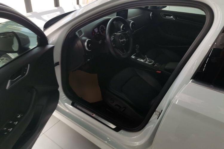 Used Audi A3 2018 30th Anniversary Edition Limousine 35 TFSI Fashion Model
