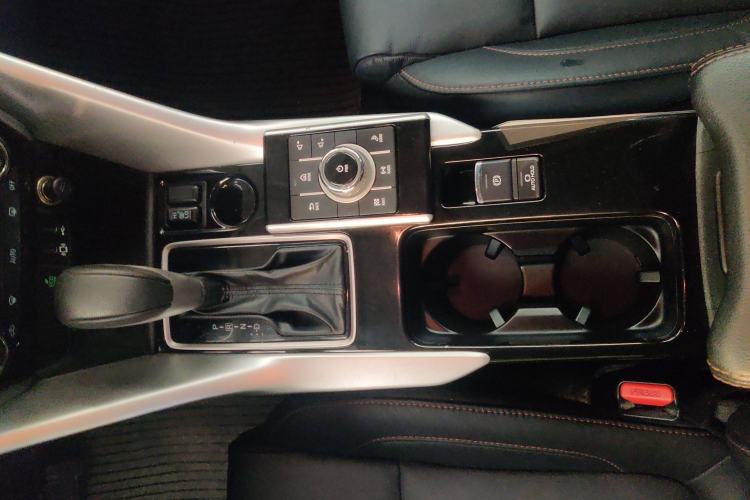 Used Mitsubishi Eclipse Cross 2019 1.5T CVT Two-Wheel Drive Dream Edition China VI Standard
