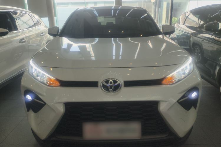 Used Toyota Wildlander 2022 Updated Version 2.0L CVT Two-Wheel Drive Leading Edition
