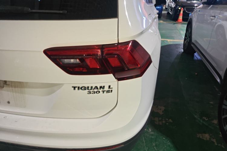 Used Volkswagen Tiguan L 2019 330TSI Automatic Two-Wheel Drive Luxury Edition China V Standard
