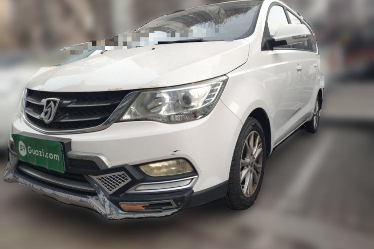 Used Baojun 730 2016 Revised 1.5L Manual Standard Version 7 Seats China V Emission Standard