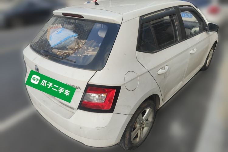 Used Skoda Fabia 2016 1.4L Automatic Car Enjoy Edition
