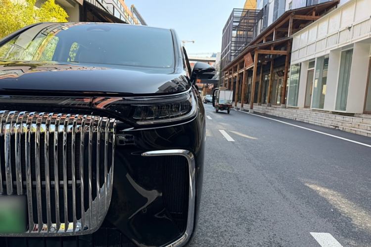 Used VOYAH Dream 2025 PHEV Four-Wheel-Drive Flagship Kunpeng Edition
