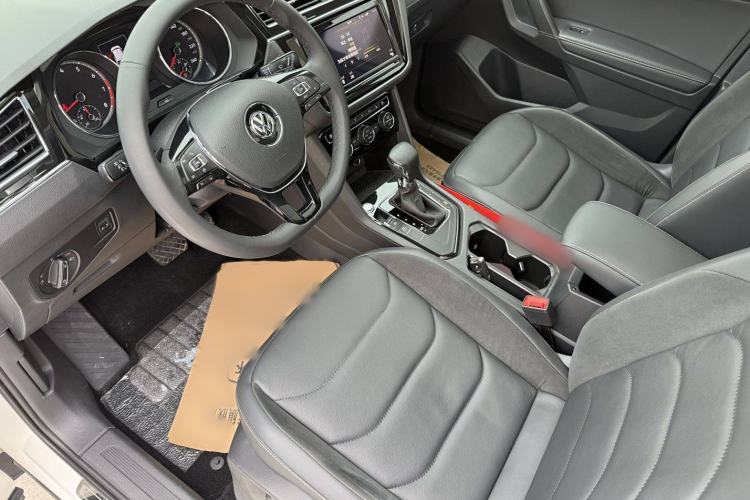 Used Volkswagen Tiguan L 2018 330TSI Automatic Two-Wheel Drive Luxury Edition
